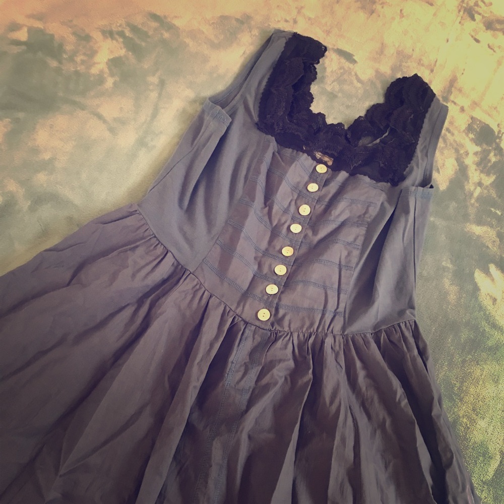 Blue dress with pockets